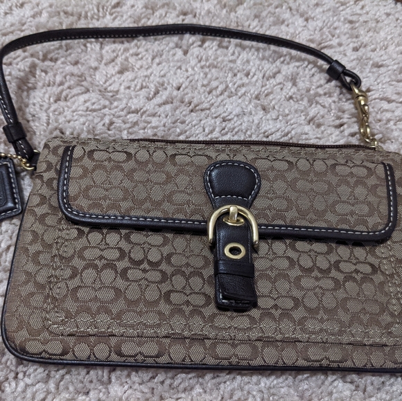 Coach wristlets - Picture 3 of 7